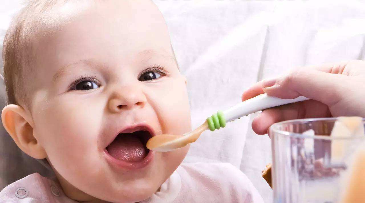 超聲青青草免费观看视频分享寶寶添加輔食的時期 超聲青青草成人在线之寶寶添加輔食的時期